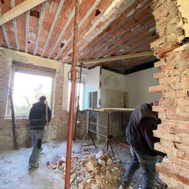 Esempio dalla galleria fotografica di 2RI MODE RISTRUTTURAZIONI EDILI